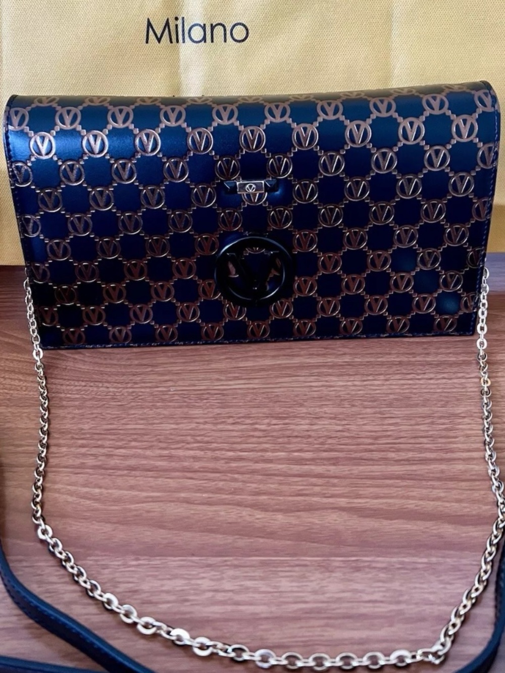 valentino by mario valentino crossbody